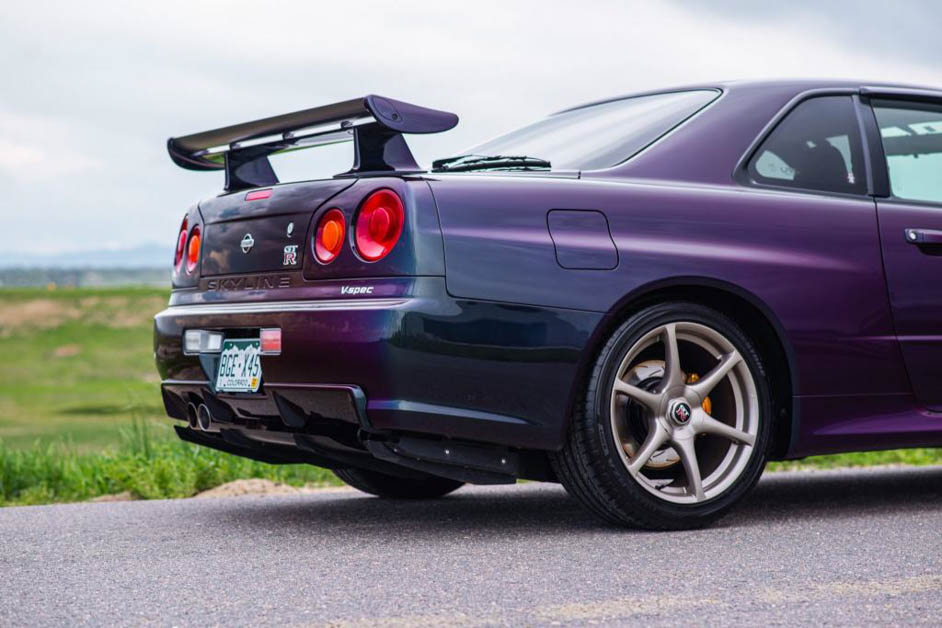 Nissan Skyline GT-R R34 Midnight Purple II 