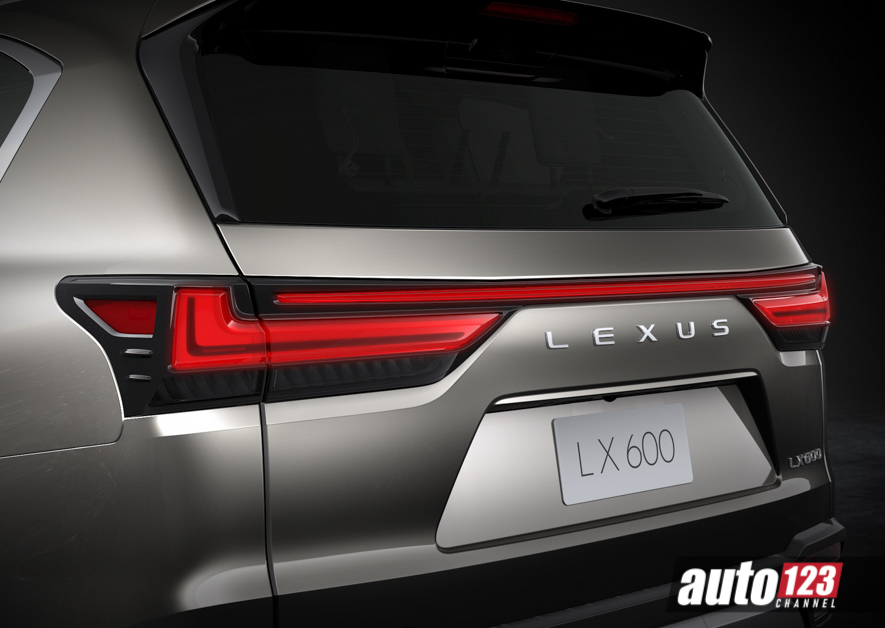 2022 Lexus LX600 