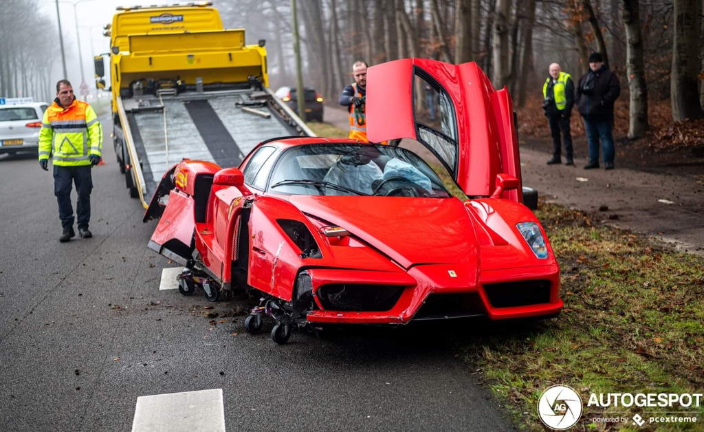 Ferrari Enzo Crash