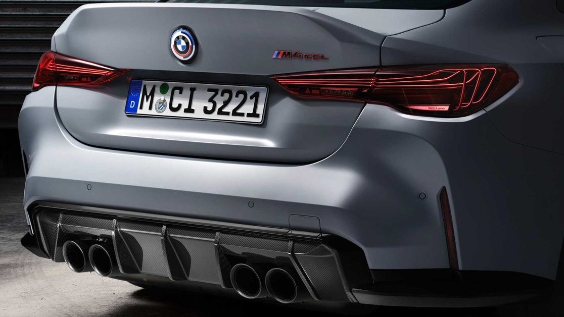 2023 BMW M4 CSL 