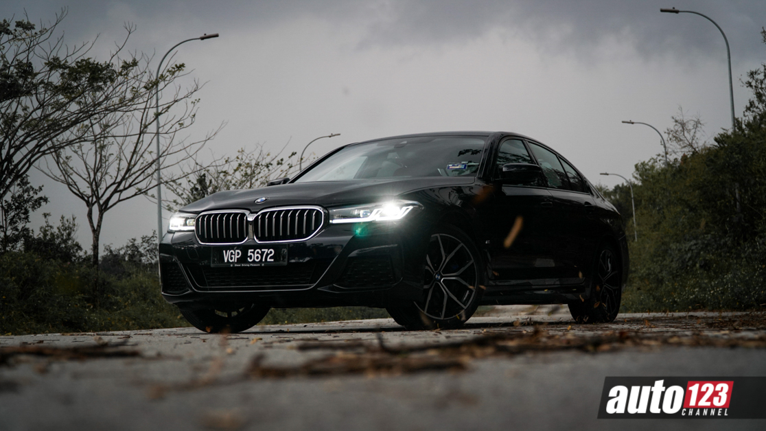 2022 BMW 530e M Sport 