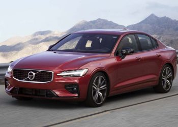 Volvo S60 正式登陆我国，RM295,888 就可以买到407Hp 的性能房跑