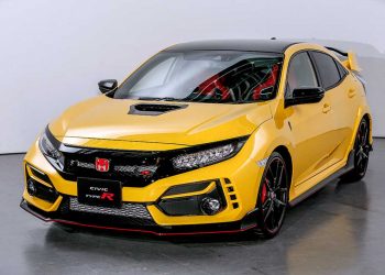 2021 Honda Civic Type R FK8 限量版登场，减轻车重，搭配全新轮胎，准备夺回纽柏林最速前驱车称号！