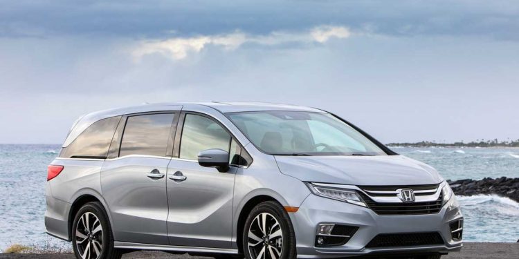 2021 Honda Odyssey 将在下个月于纽约车展登场,外观更时髦,配备更丰富!