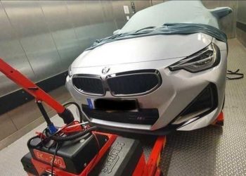 AMG CLA 的天敌即将登场？BMW M240i Coupe 实车照流出，马力有望直逼383Hp！