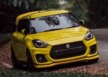 Suzuki Swift Sport，一辆炫酷，好玩，超多改装套件可选的日系涡轮钢炮！