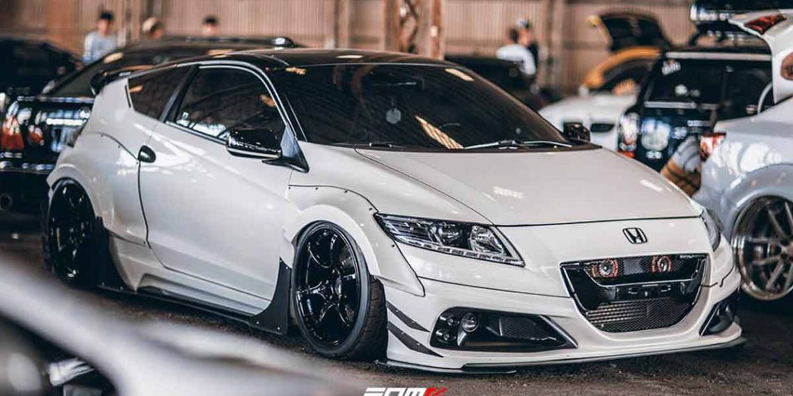 Honda CR-Z，二手价不到 RM50,000，外观帅气，改装套件超多的小跑车！