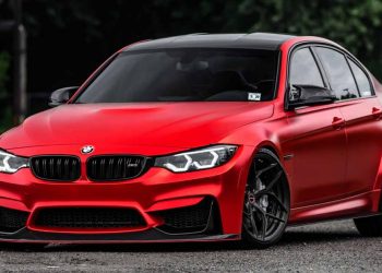 月薪多少才可以入手 BMW 3 Series F30？而这辆颜值高，性能好的 BMW 保养费用是多少？