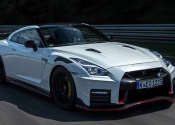 月薪多少才可以买到 Nissan GT-R R35？而保养这辆拥有545Hp/628Nm 的东瀛战神需要准备多少钱？