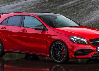 月薪多少才可以入手 Mercedes-AMG A45 超级钢炮？而保养这辆地表最速钢炮需要多少钱？