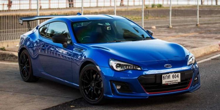 Subaru BRZ，一辆 RM110,000 以内颜值最高，逼格最高之一的双门跑车！而且还有200Hp！