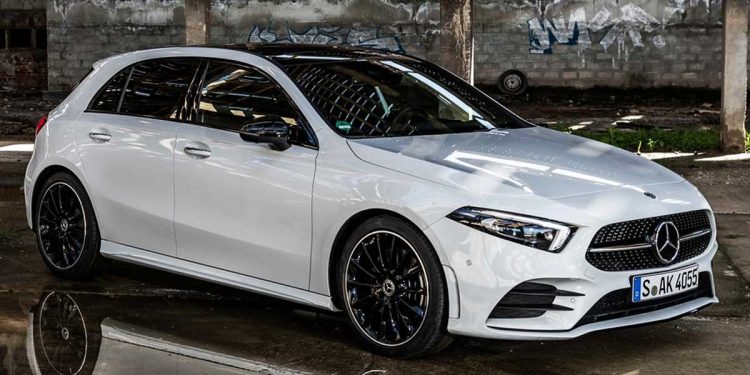 RM179K 买一辆二手 Mercedes-Benz A200 Hatchback!颜值很高,7.4秒可破百的撩妹神车!