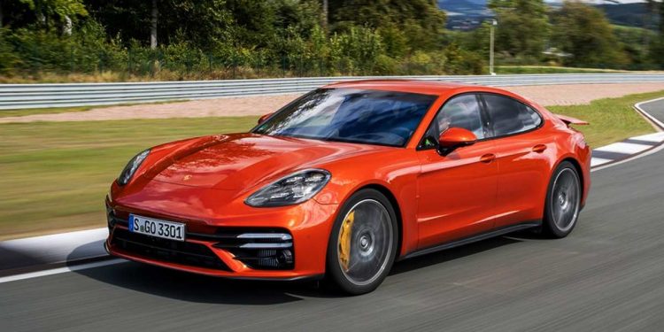 2021 Porsche Panamera 杀到我国!Low Spec 车型开价 RM1,026,735 起!