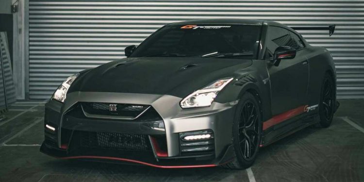 我国最速 GT-R!Nissan GT-R R35 大马改装实战!马力超过1100Hp,9秒完成0-400m!