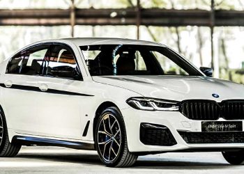 2021 BMW 5 Series M Sport G30 杀到我国，每月只需 RM3778 就可带回家！292PS 的豪华房车！