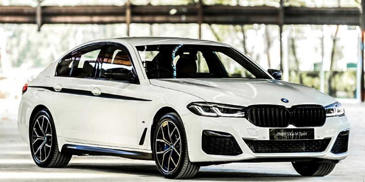 2021 BMW 5 Series M Sport G30 杀到我国,每月只需 RM3778 就可带回家!292PS 的豪华房车!