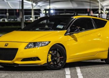 Honda CR-Z，二手价不到 RM50,000，改装起来帅到爆表，好驾，操控出色，逼格满满的小跑车！