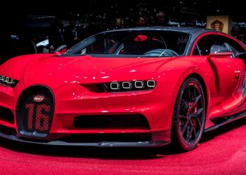 Bugatti Chiron Sport，我国最快最贵的新车！2.5秒破百，极速420KM/H！开价 RM13,255,650！