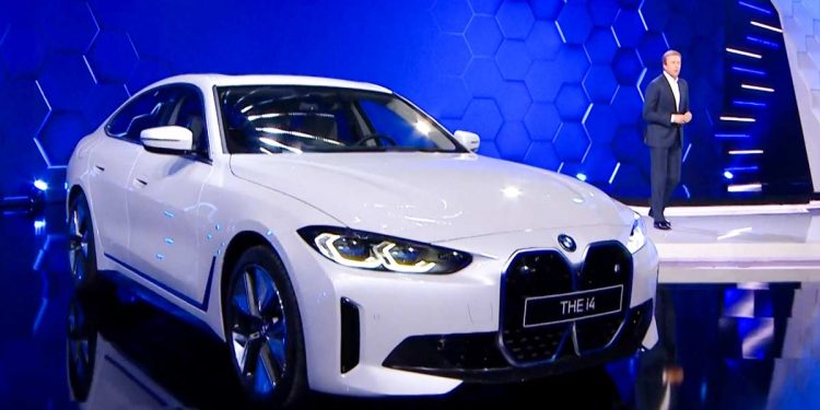 2022 BMW i4 现身我国!530Hp,4秒破百的“电马”即将发布,预售价 RM389K 起?