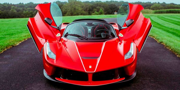 Ferrari LaFerrari Aperta 周年纪念版大马寻找新主人,世界三大神车之一,开价 RM37,000,000!