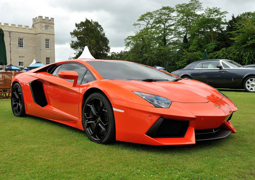 Lamborghini Aventador 