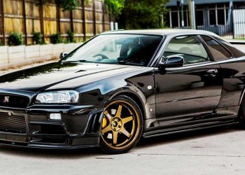 Nissan Skyline GT-R R34 我国寻找新主人，经典 JDM “哥斯拉”开出 RM500,000 的天价！