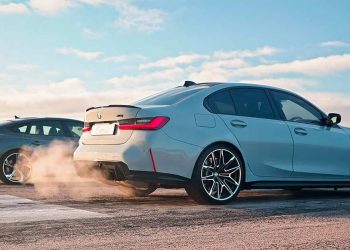 BMW M3 Competition VS Audi RS5 Sportback 直线加速！后驱宝马竟然“打败”四驱奥迪？