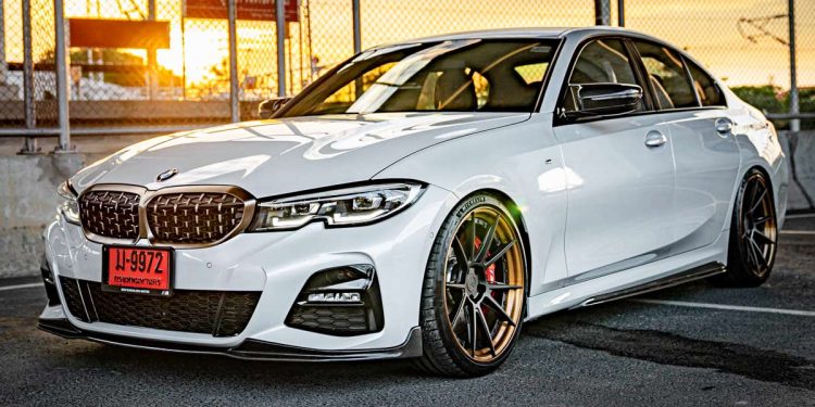 RM208,000 就可买到 BMW 3 Series G20！颜值高，配备好，性能强，操控出色，节省了 RM33,000！