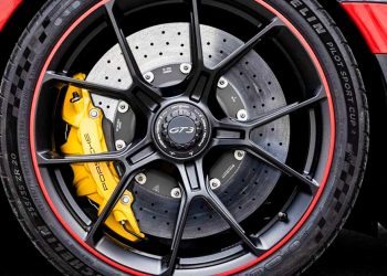 Brake Caliper 刹车卡钳“越大越好”，活塞“越多越厉害”？其实并不一定哦！