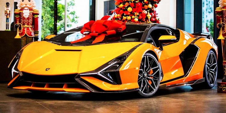 买车还要面试!Lamborghini Sián 车主透露买车资格,你必须拥有超过10辆 Lamborghini!