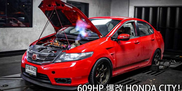 马力609Hp!Honda City 爆改 VTEC Turbo 引擎,Civic Type R 都只是个弟弟!