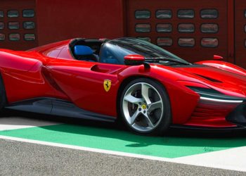 你有钱都买不到！Ferrari Daytona SP3 限量超跑登场，Ferrari V12 超跑最后的绝唱，VIP 车主才有资格买！