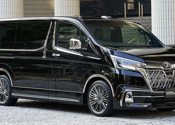 大马政府应该用这辆做官车！Toyota GranAce 登陆我国，比 Alphard/VellFire 高级，开价 RM440,000！
