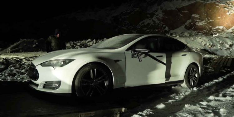 Tesla Model S Blow Up