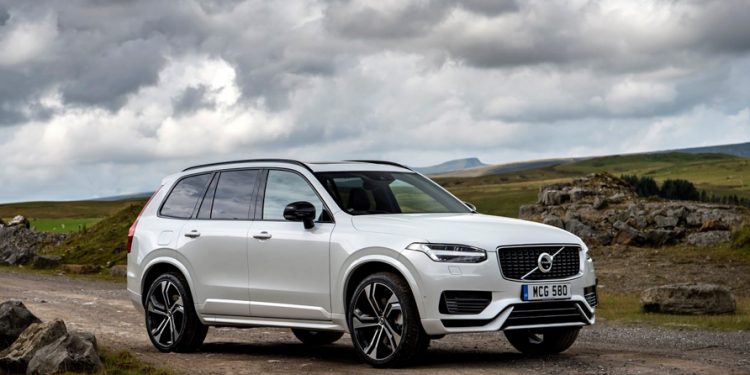 2022 Volvo XC90 B5