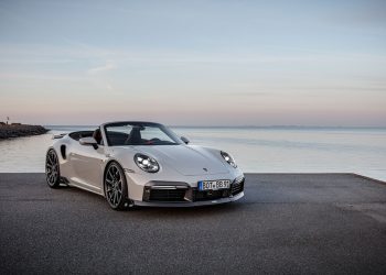 Brabus 抛弃 Mercedes！Brabus 罕见爆改 Porsche 911 Turbo S，马力 820PS，2.5秒破100KM/H，跟 Bugatti 一样快！