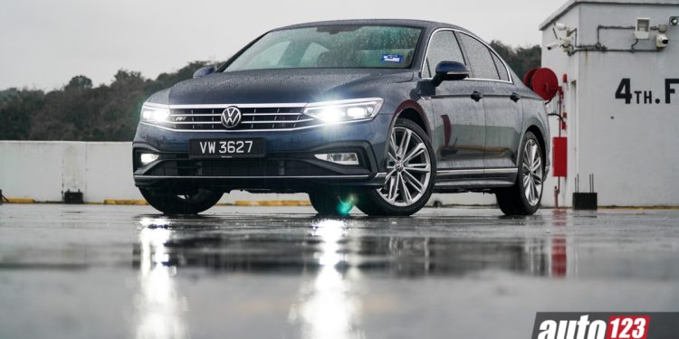 Volkswagen Passat R-Line Malaysia