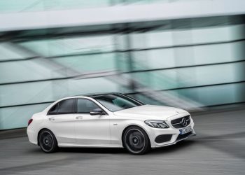 月薪 RM12,000 才负担得起 Mercedes-Benz C-Class！想购买二手 C-Class？告诉你它的月供 + 养车费用！