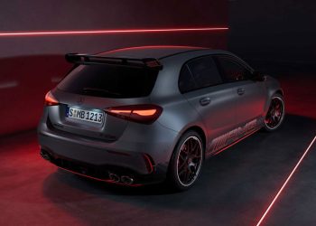 新款 2023 Mercedes-AMG A45 S 发表，外形更帅，内装更科技，2.0L Turbo 引擎，马力 416Hp！