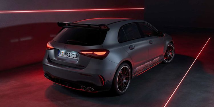 新款 2023 Mercedes-AMG A45 S 发表，外形更帅，内装更科技，2.0L Turbo 引擎，马力 416Hp！