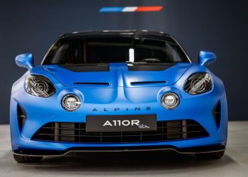 以 F1 冠军车手命名！Alpine A110 R Fernando Alonso 限量发表，1.8T 涡轮引擎，极速 285KM/H，马力 300PS！
