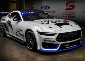 赛道 V8 野马！Ford Mustang Supercar 发表，扩缸 5.4L V8 自吸引擎，马力 600Hp，为赛道而生！