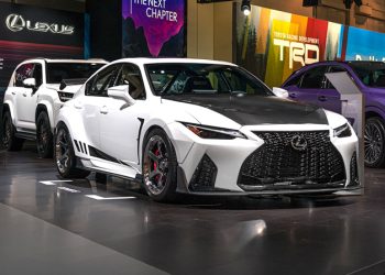 爆改 Lexus！赛道改装版 Lexus IS 600+ 登场，3.5L V6 引擎升级大涡轮，马力超过 600Hp，外形帅炸！