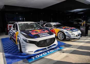 马力 1200Hp 的爆改 Mazda 3 震撼登场！更换 Rotary 转子引擎，RWD 纯后轮驱动，全车强化 + 轻量化！