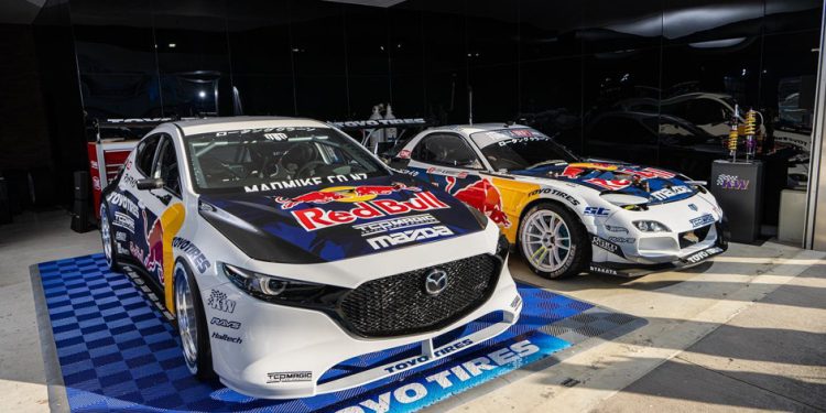 马力 1200Hp 的爆改 Mazda 3 震撼登场！更换 Rotary 转子引擎，RWD 纯后轮驱动，全车强化 + 轻量化！