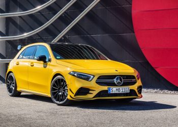 年轻人第一辆 AMG 钢炮：Mercedes-AMG A35！不到 RM260,000 买到，马力 306Hp，4.7秒破100KM/H！
