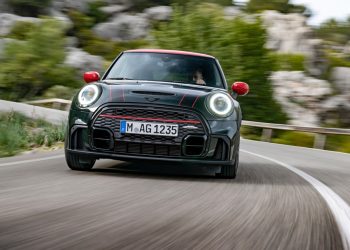 新车价 RM324,998 你会买吗？MINI 3 Door JCW，马力 231Hp，0-100KM/H 需 6.1 秒的“小钢炮”！