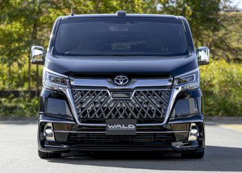 比 Alphard 还高级！Toyota GranAce 登陆我国，开价 RM370,000，具备 Pilot Seat 头等舱座椅，可以载 8 个老板！